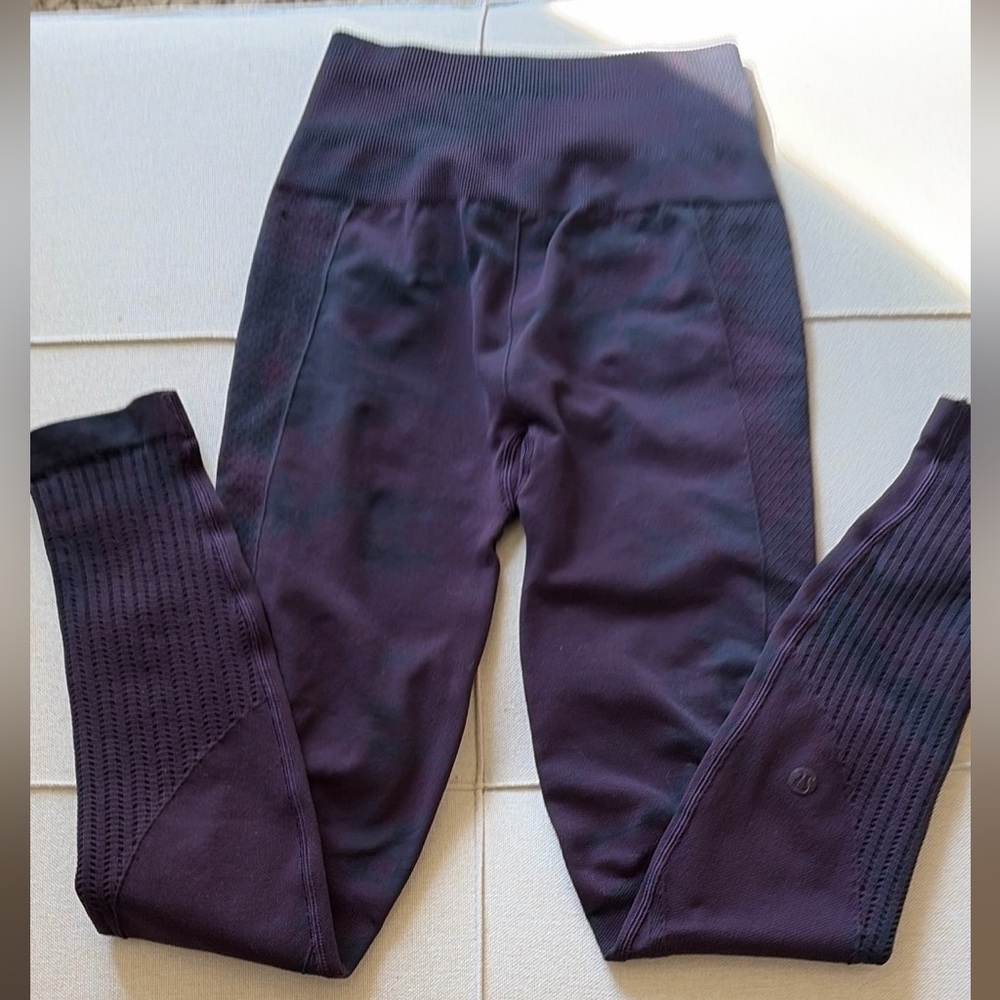 Lululemon Athletica Dark Purple Camo Leggings  XXS